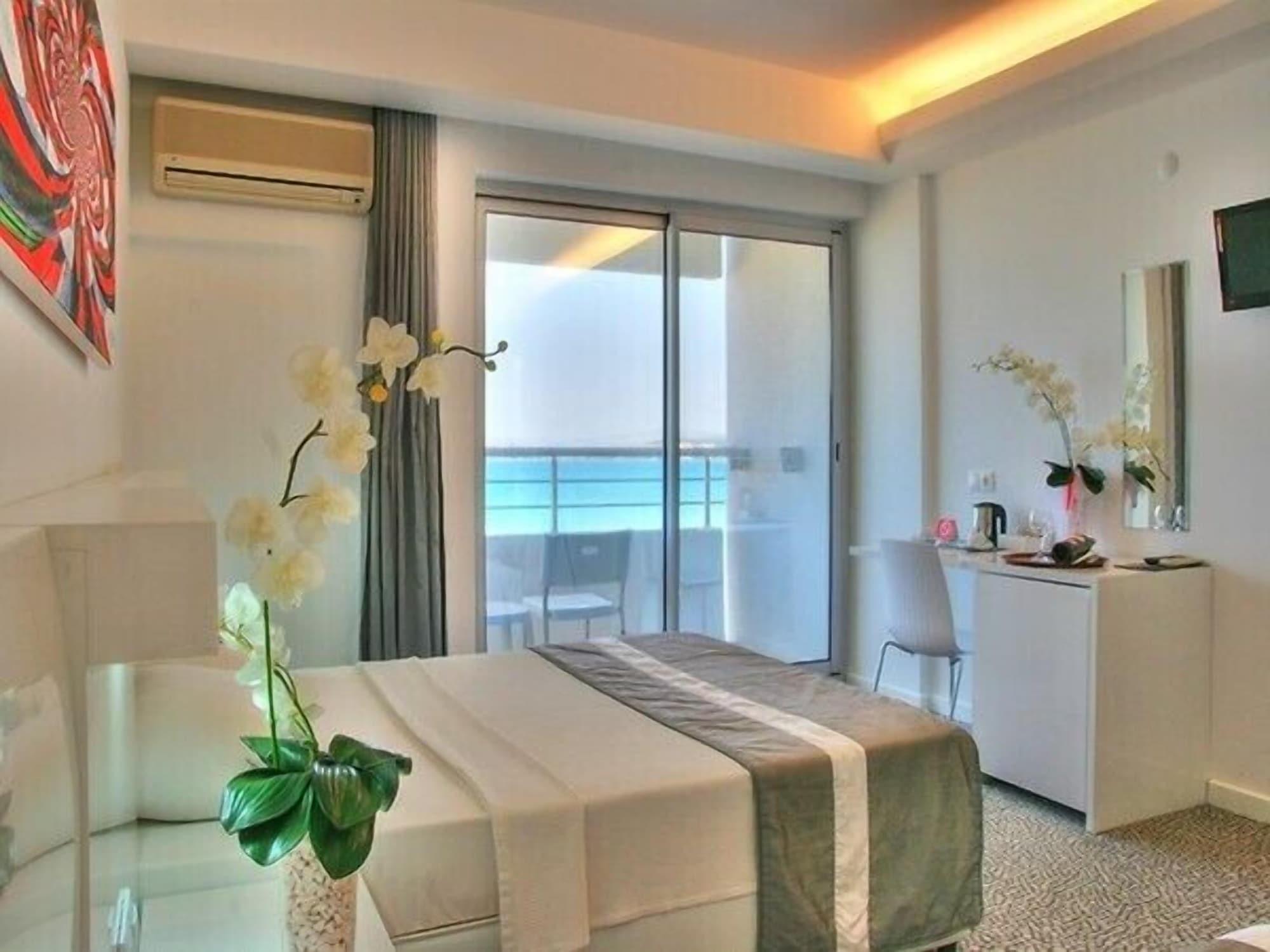 Inkim Hotel Alacati Exterior photo